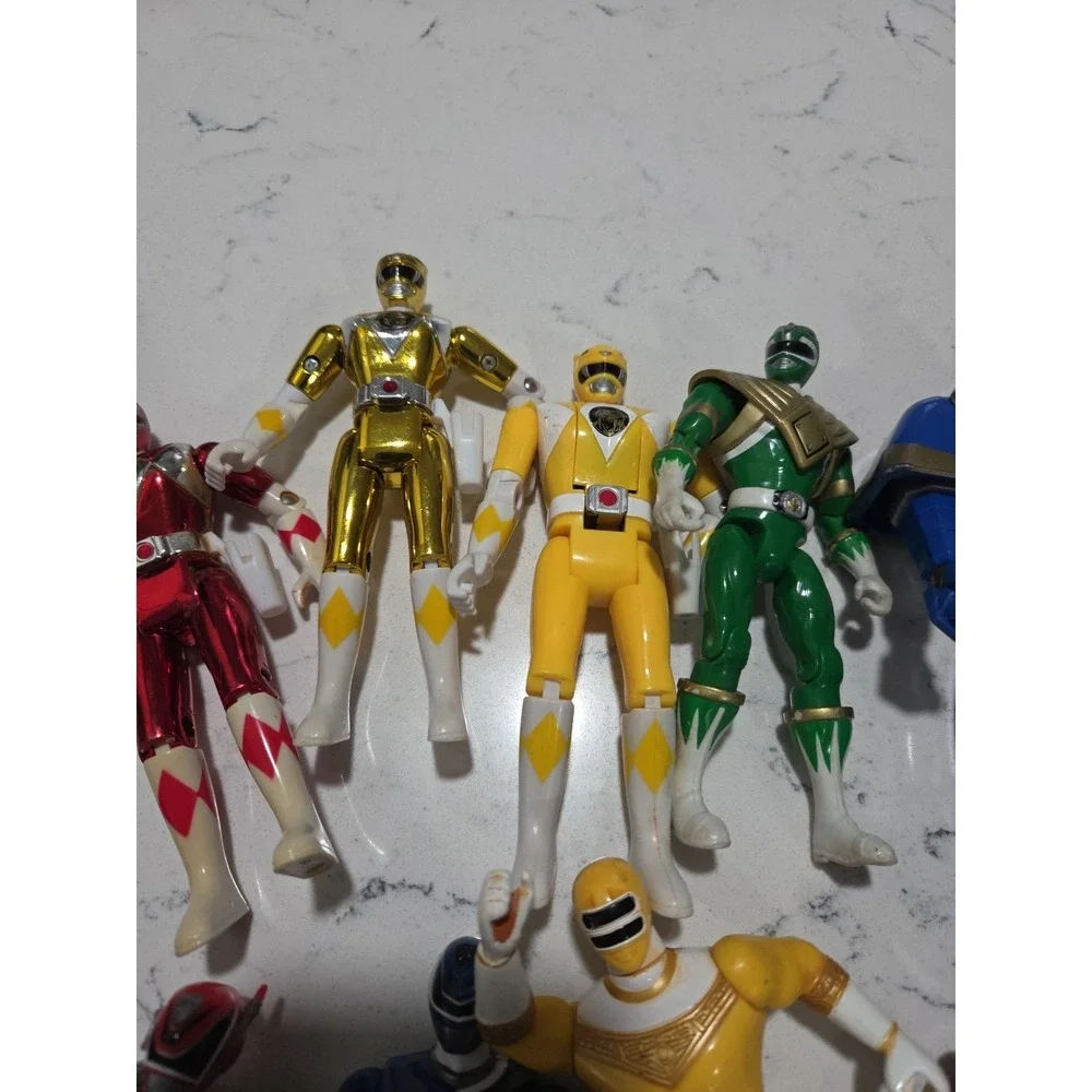 Power Rangers Action Figures Lot Mix Of 17